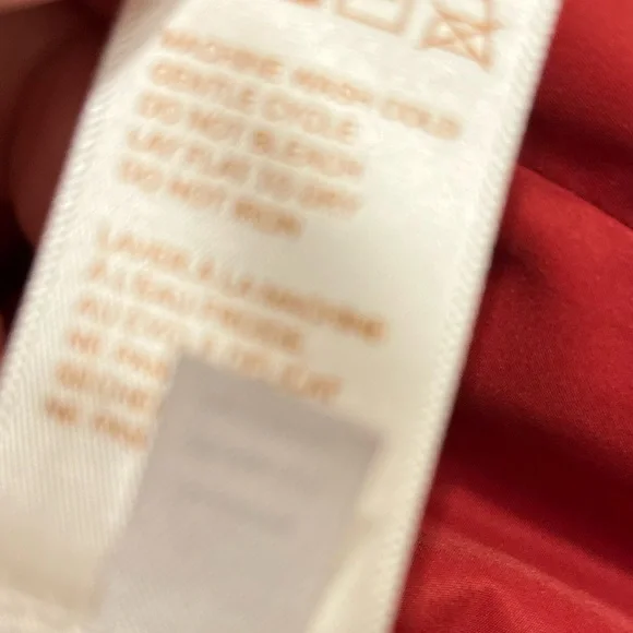 Aventura vest, women’s size medium. Beautiful fall burnt orange color 🍁 - Picture 6 of 11